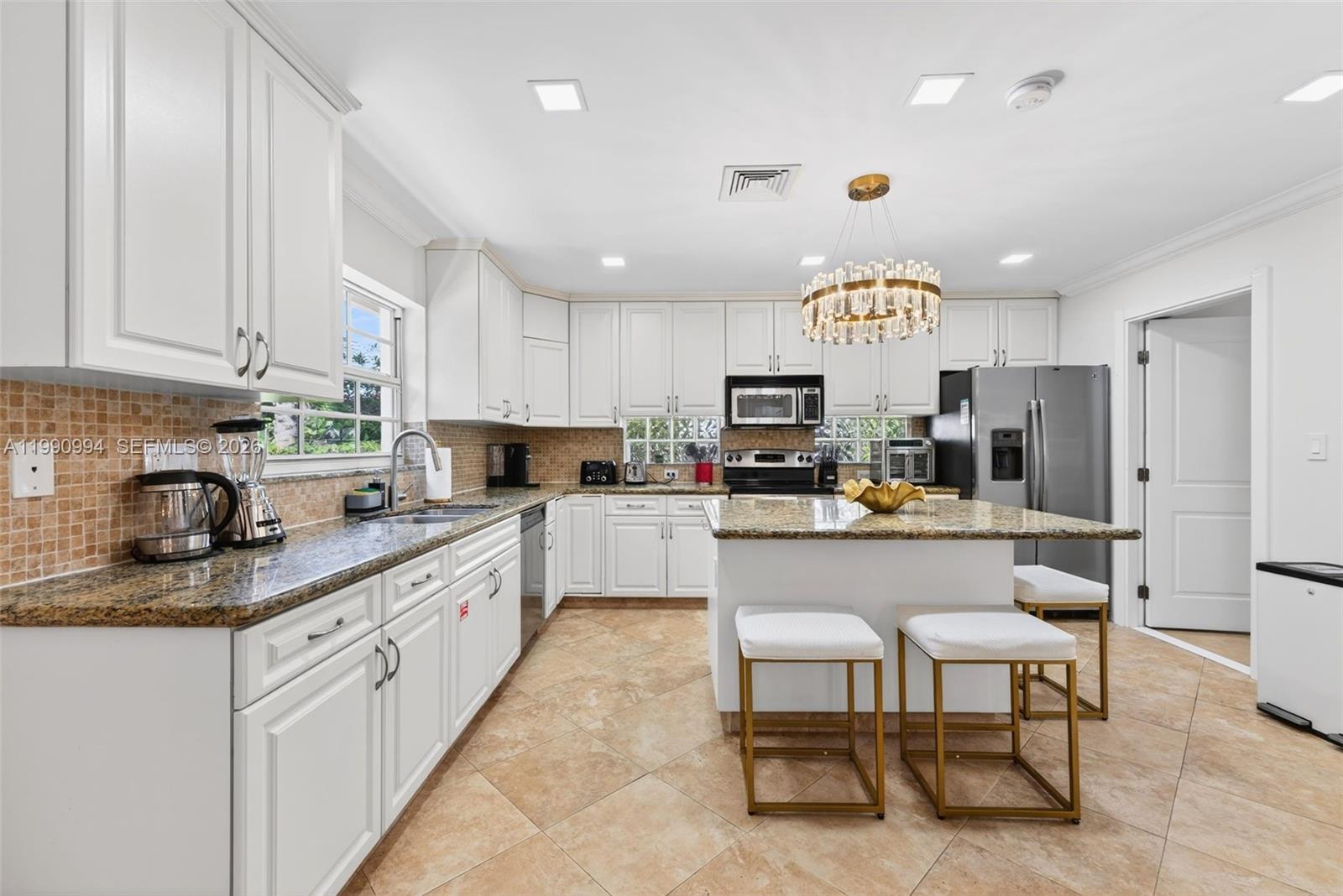 1661 Bel Air Ave, Lauderdale By The Sea FL 33062