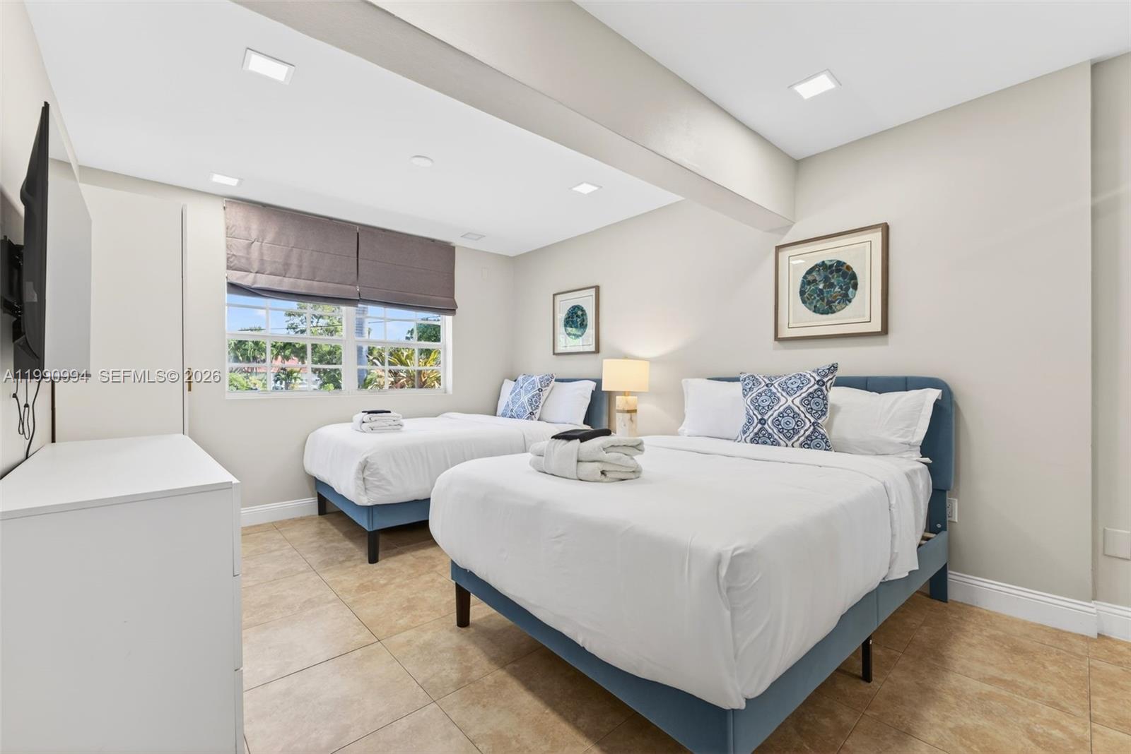 1661 Bel Air Ave, Lauderdale By The Sea FL 33062