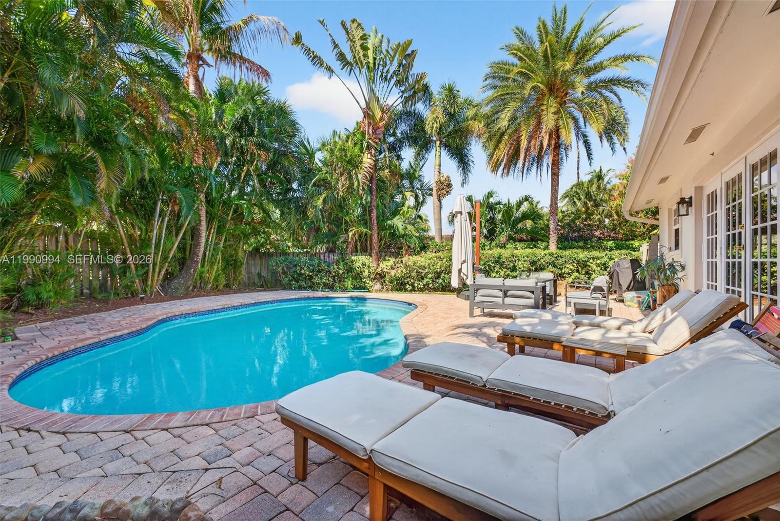 1661 Bel Air Ave, Lauderdale By The Sea FL 33062