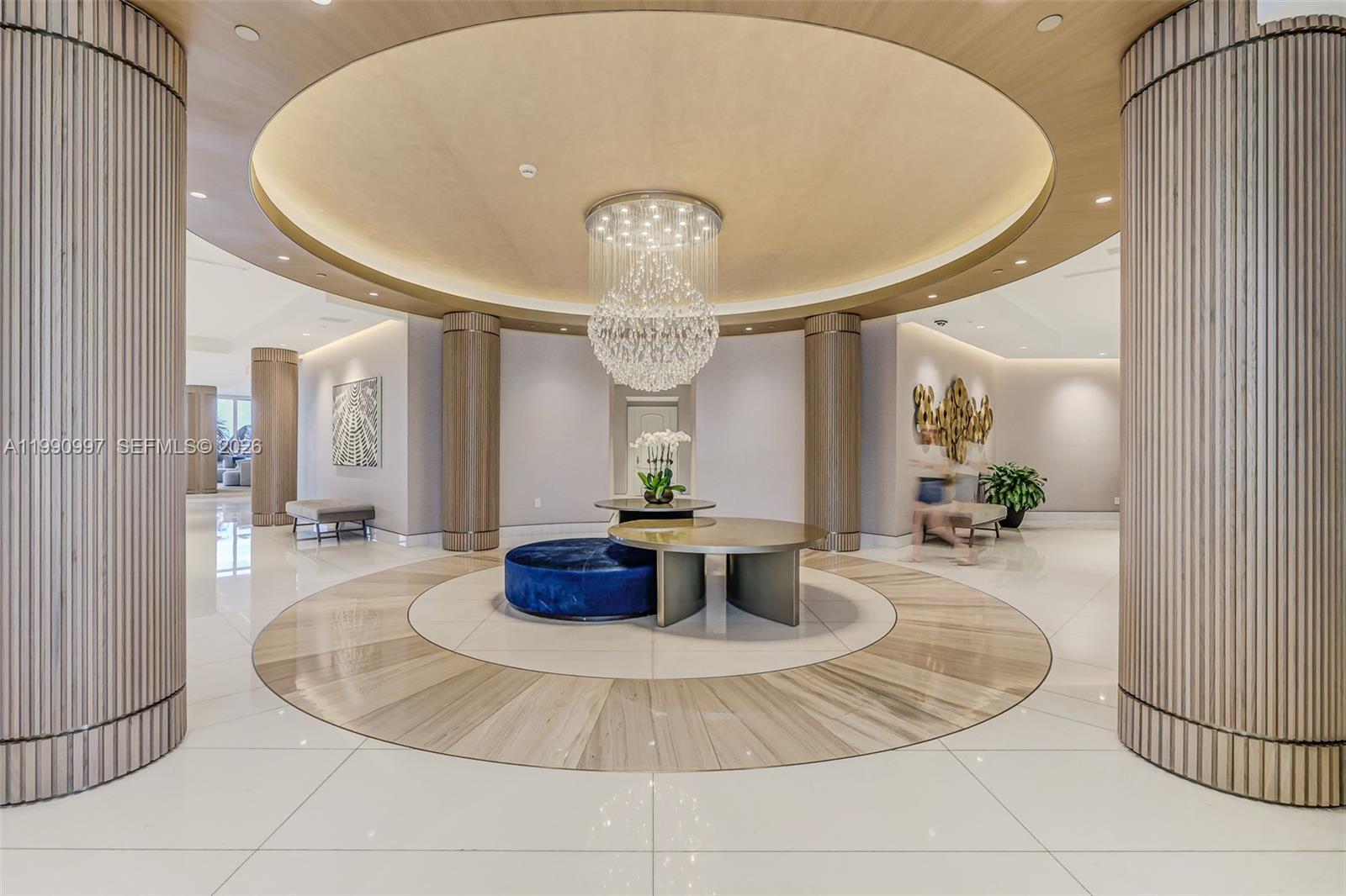 888 Brickell Key Dr #807, Miami FL 33131