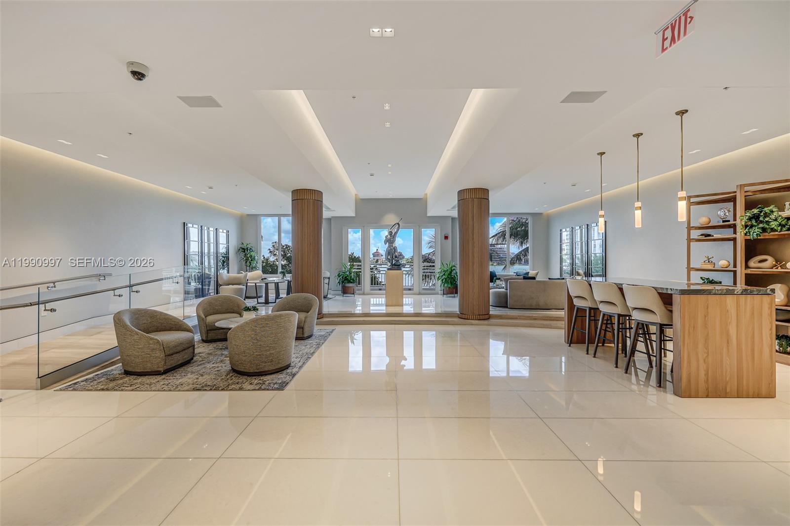 888 Brickell Key Dr #807, Miami FL 33131