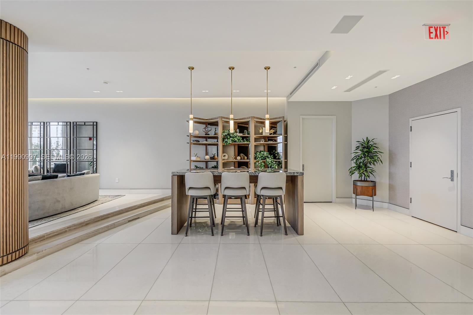 888 Brickell Key Dr #807, Miami FL 33131