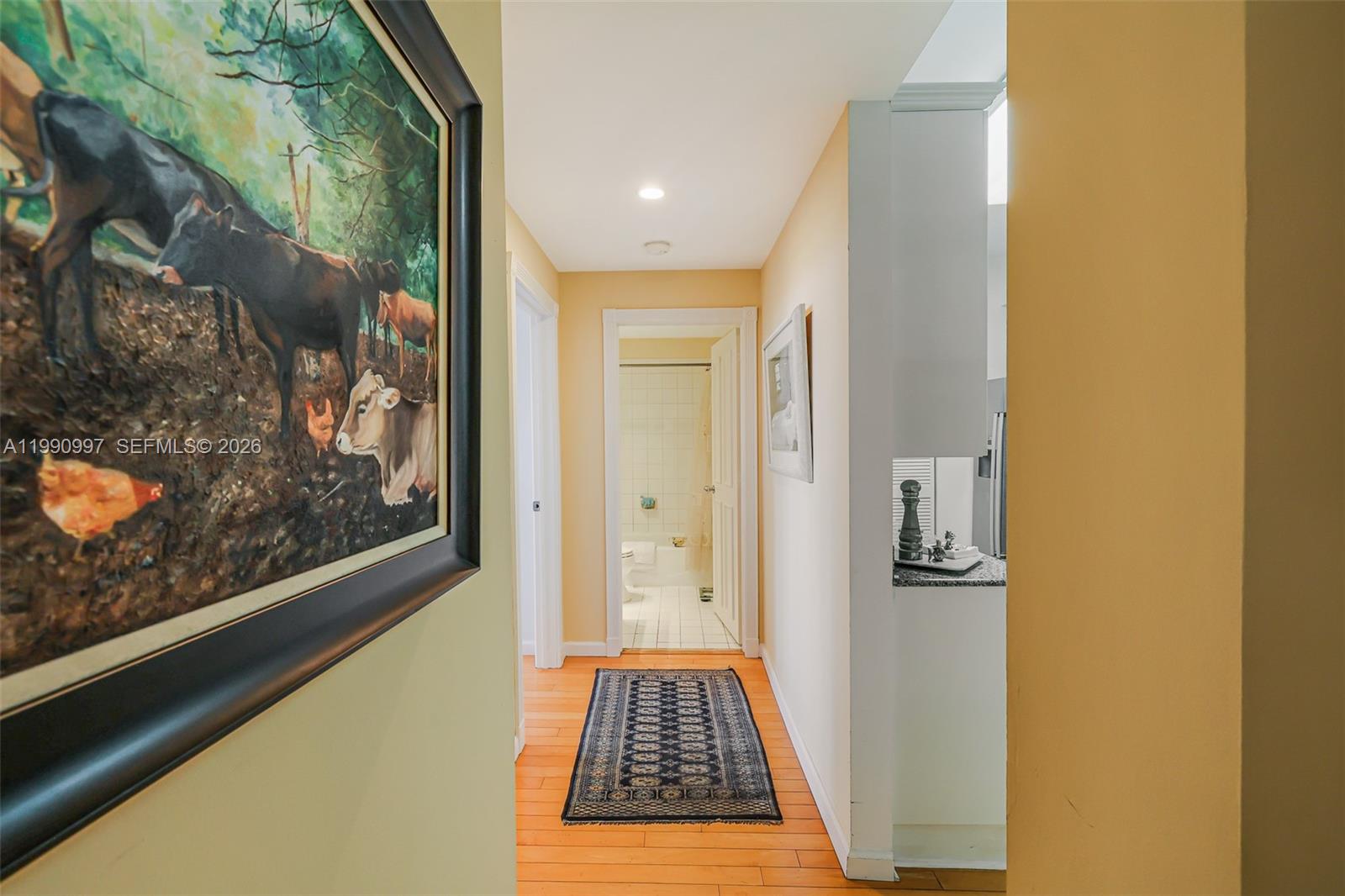 888 Brickell Key Dr #807, Miami FL 33131