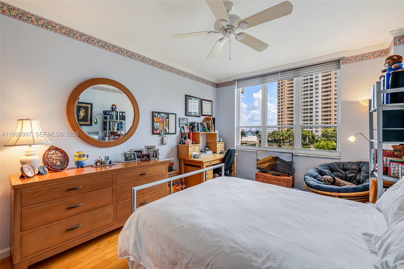 888 Brickell Key Dr #807, Miami FL 33131