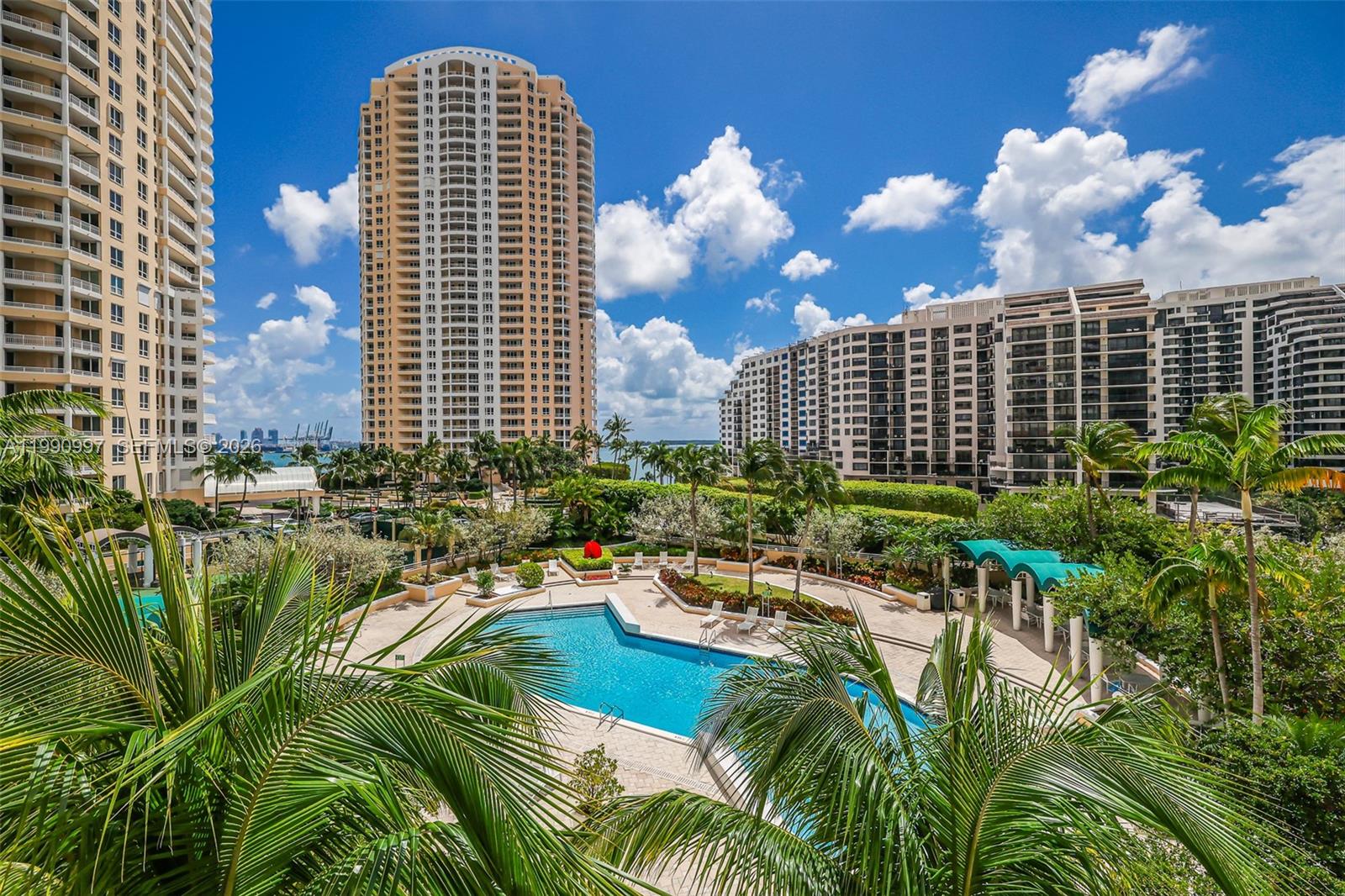 888 Brickell Key Dr #807, Miami FL 33131