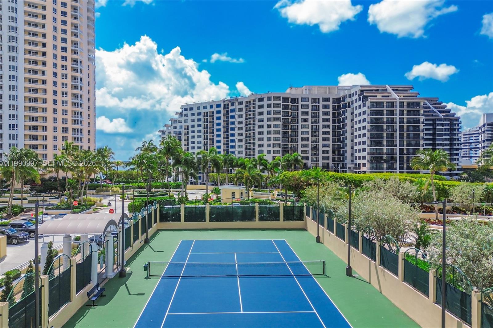 888 Brickell Key Dr #807, Miami FL 33131