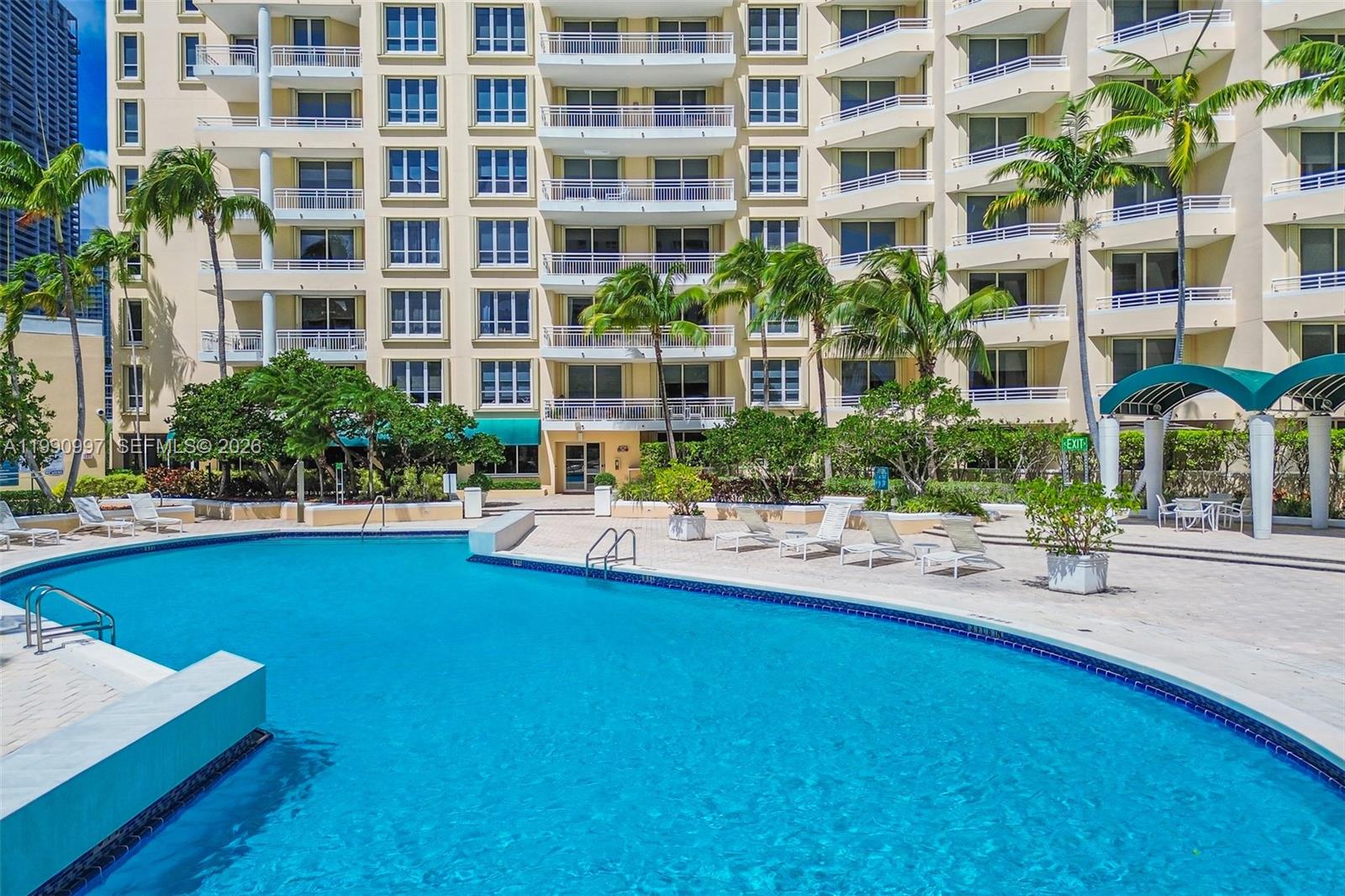 888 Brickell Key Dr #807, Miami FL 33131