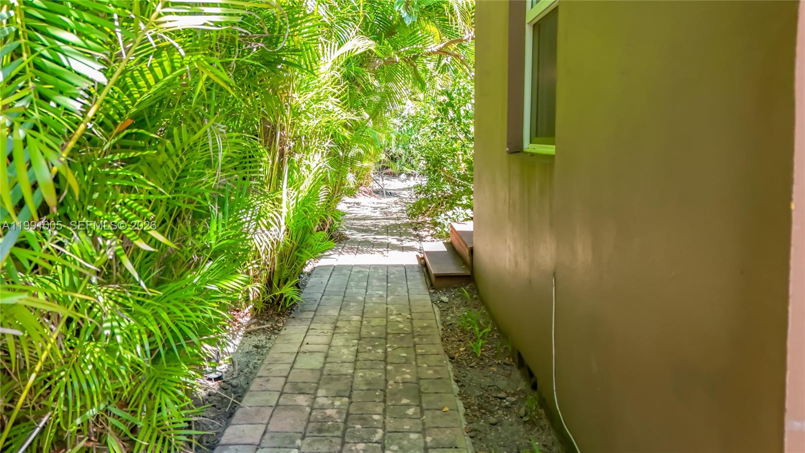 1419 NE 4th Ct, Fort Lauderdale FL 33301