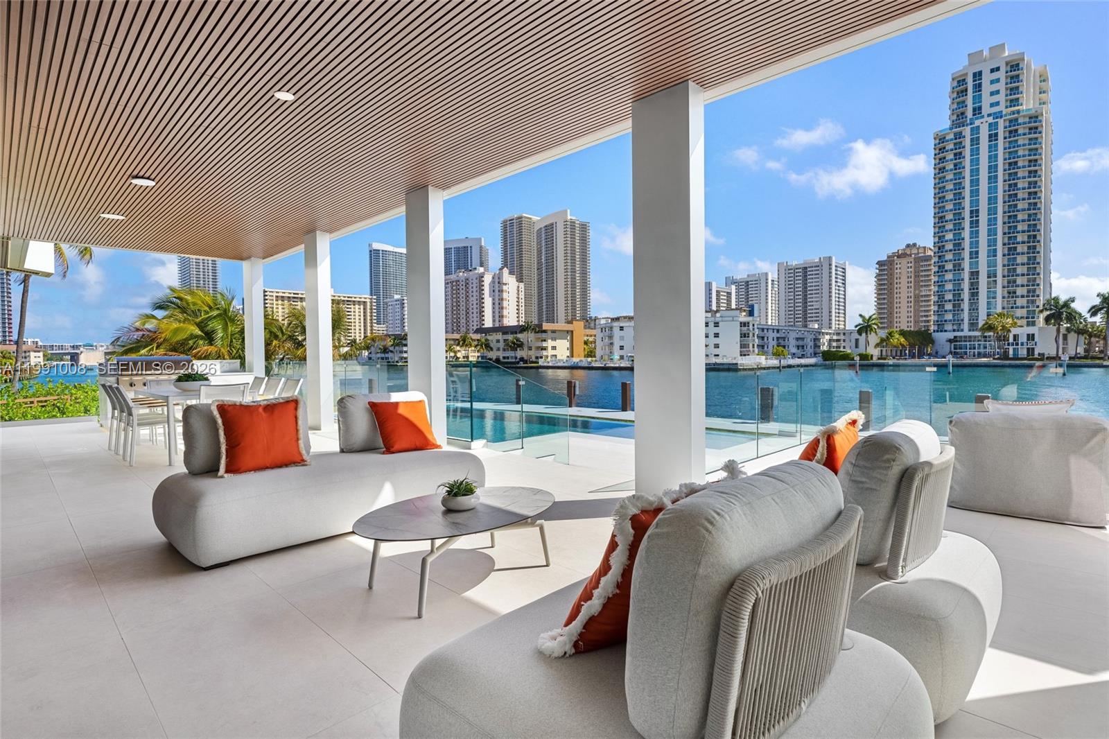 503 Palm Dr, Hallandale Beach FL 33009
