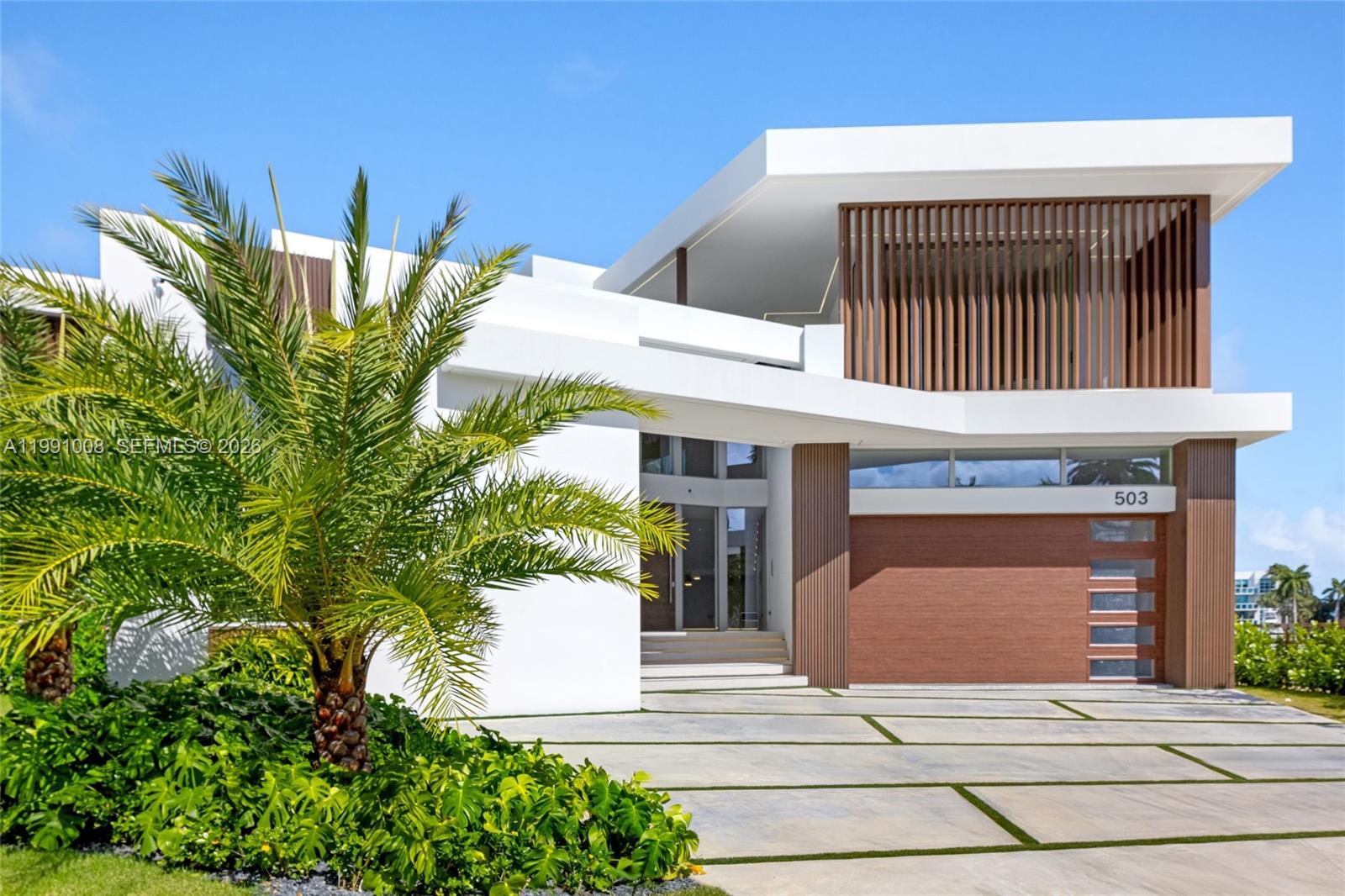 503 Palm Dr, Hallandale Beach FL 33009