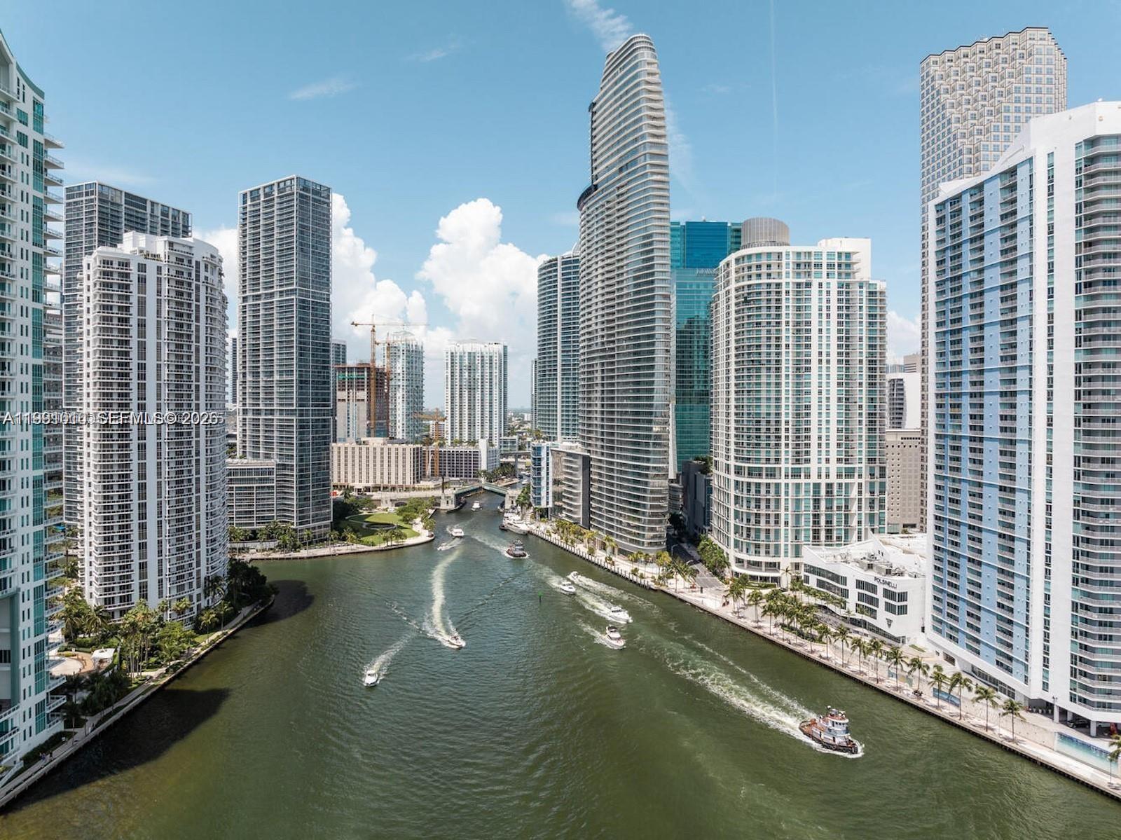 300 Biscayne Boulevard Way #1902E, Miami FL 33131