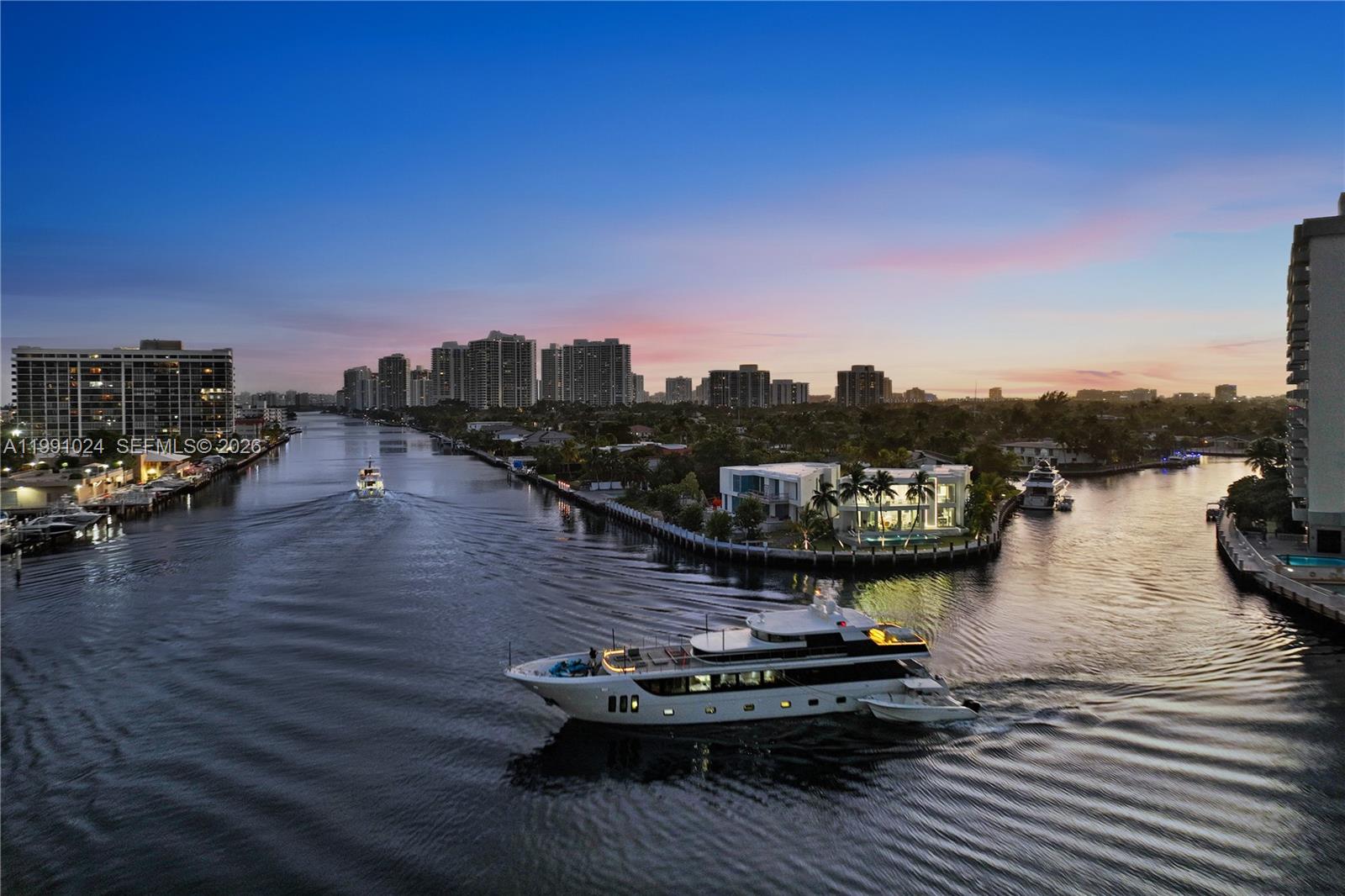 501 Palm Dr, Hallandale Beach FL 33009