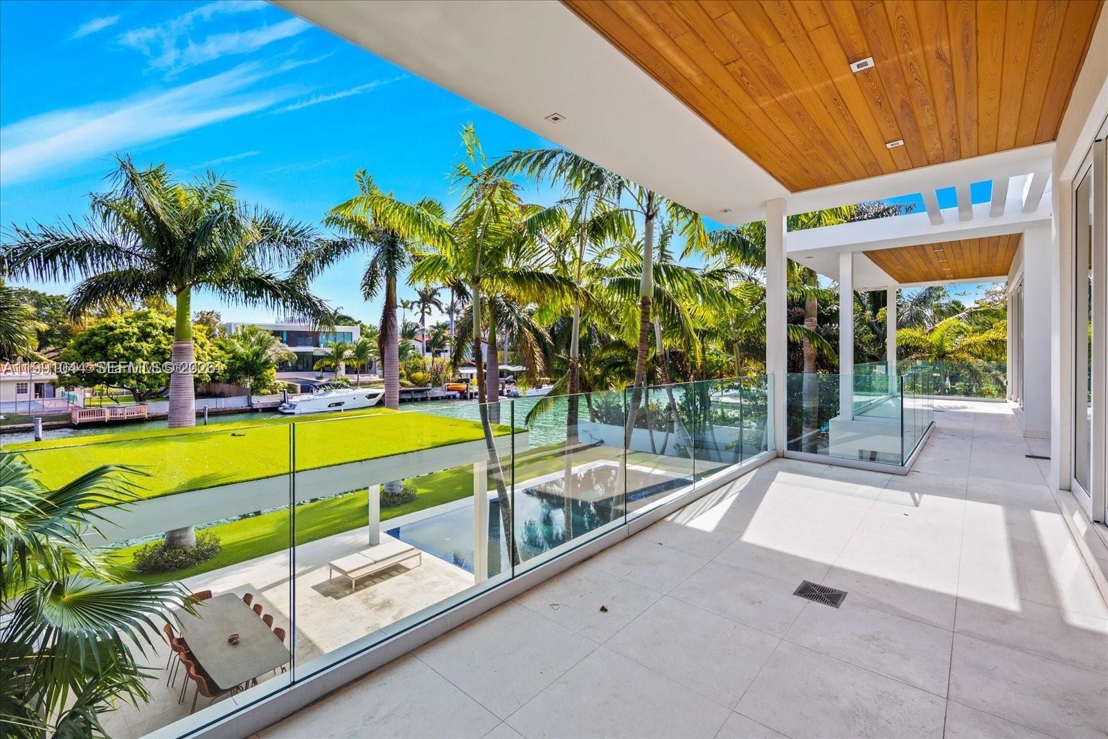 3465 N Meridian Ave #0, Miami Beach FL 33140