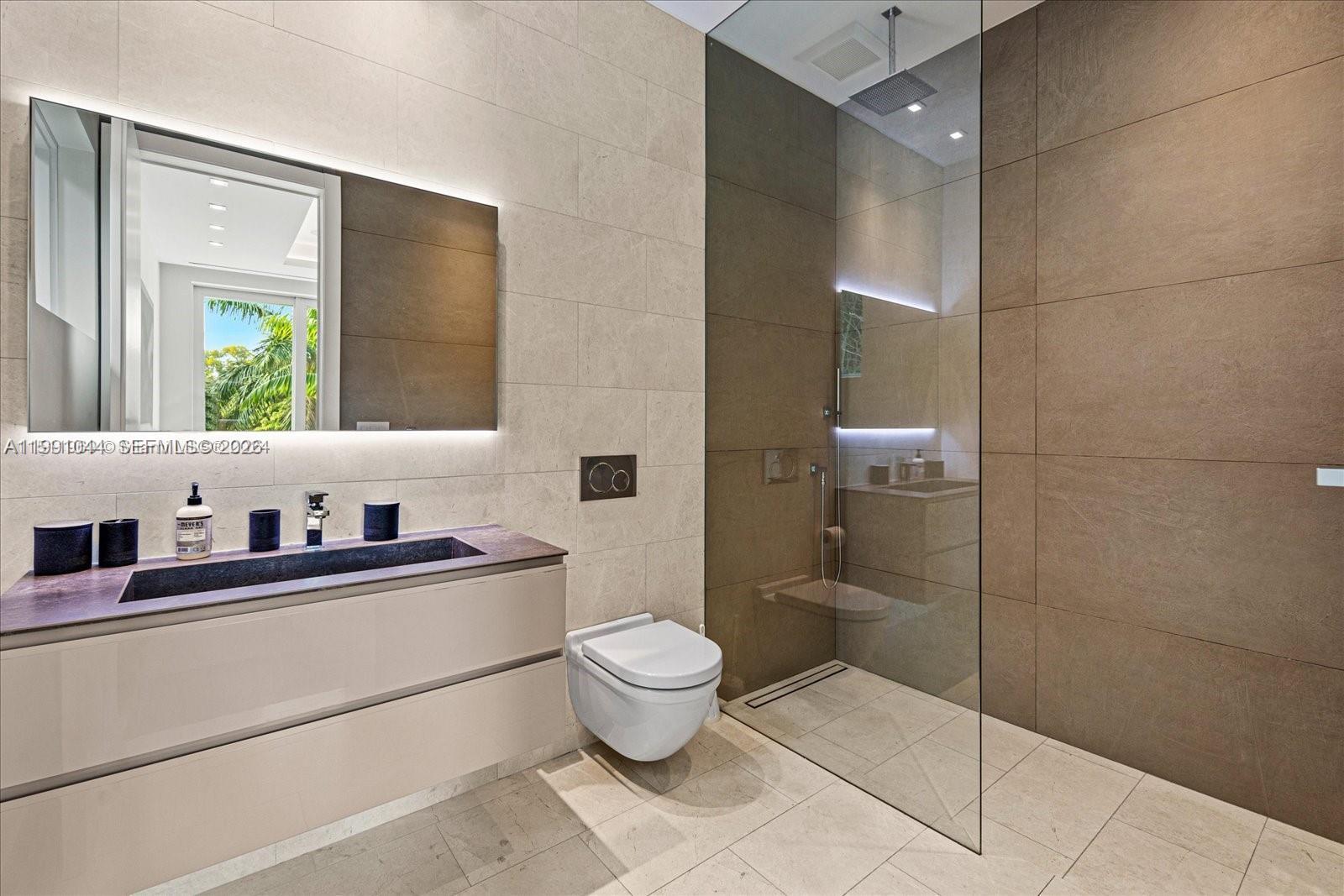 3465 N Meridian Ave #0, Miami Beach FL 33140