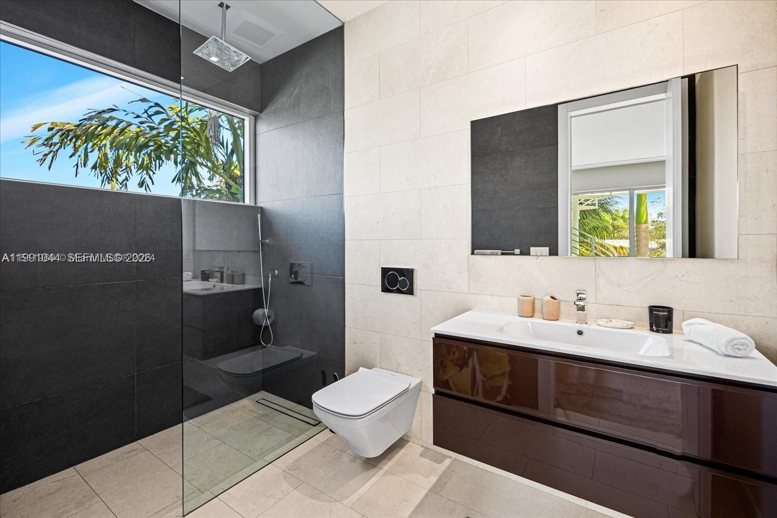 3465 N Meridian Ave #0, Miami Beach FL 33140