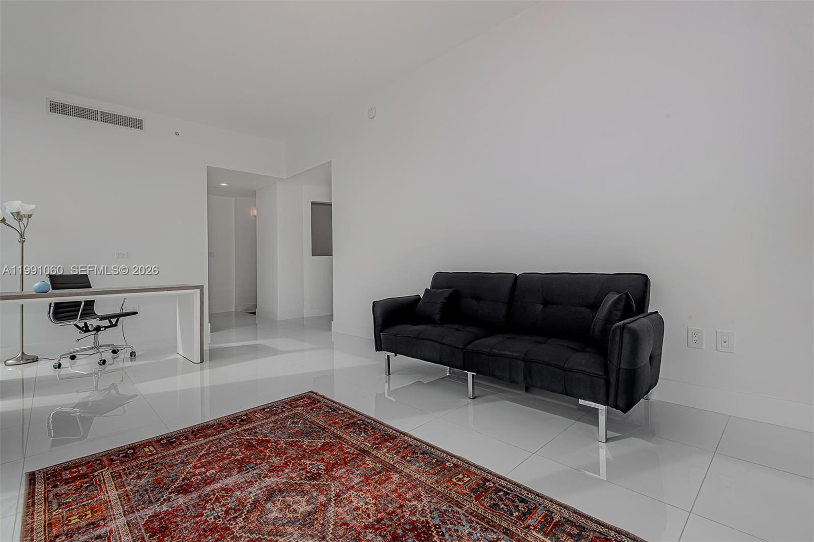 244 Biscayne Blvd #UPH-4907, Miami FL 33132