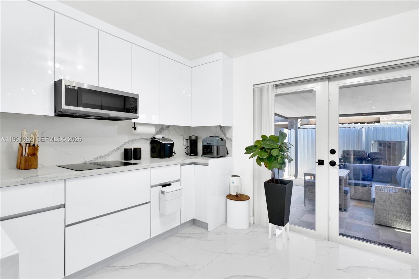 5362 W 24th Ave #117, Hialeah FL 33016