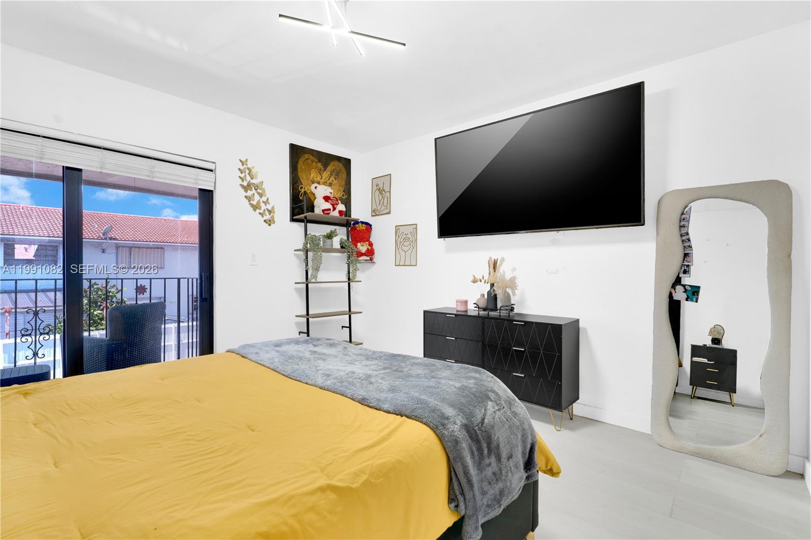 5362 W 24th Ave #117, Hialeah FL 33016