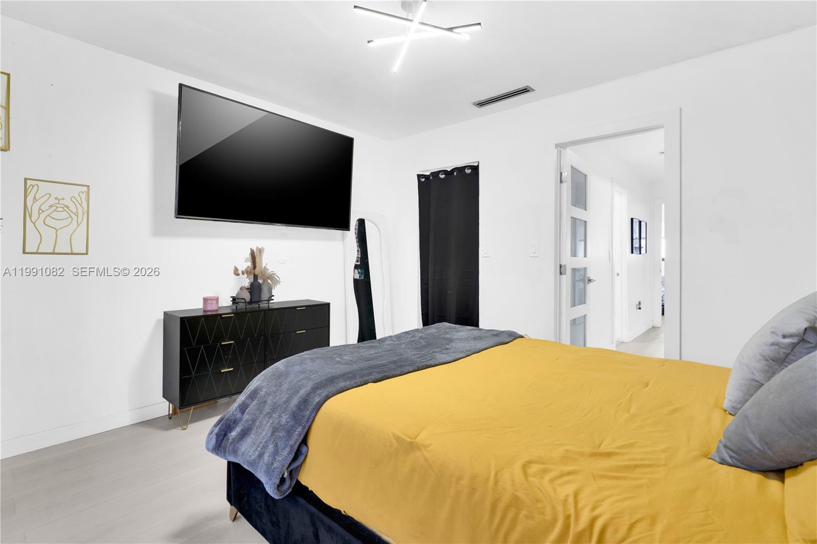 5362 W 24th Ave #117, Hialeah FL 33016