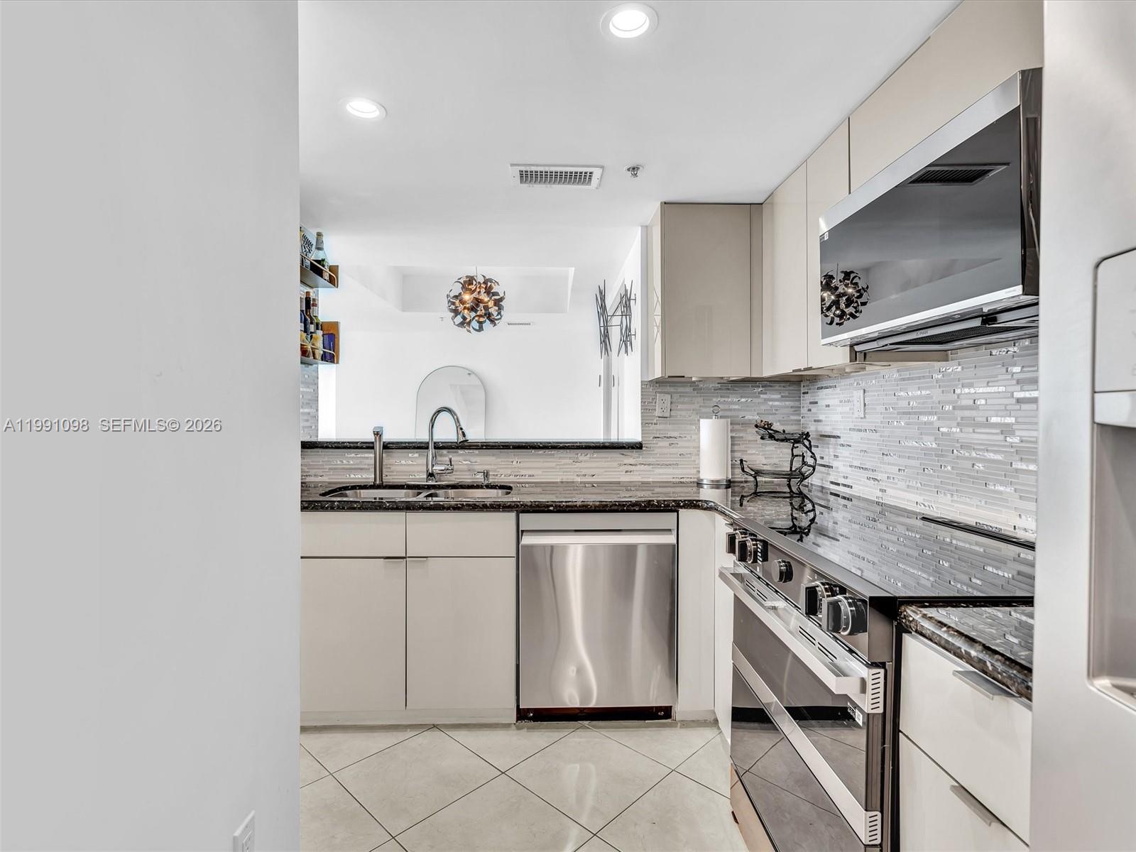 650 West Ave #1605, Miami Beach FL 33139