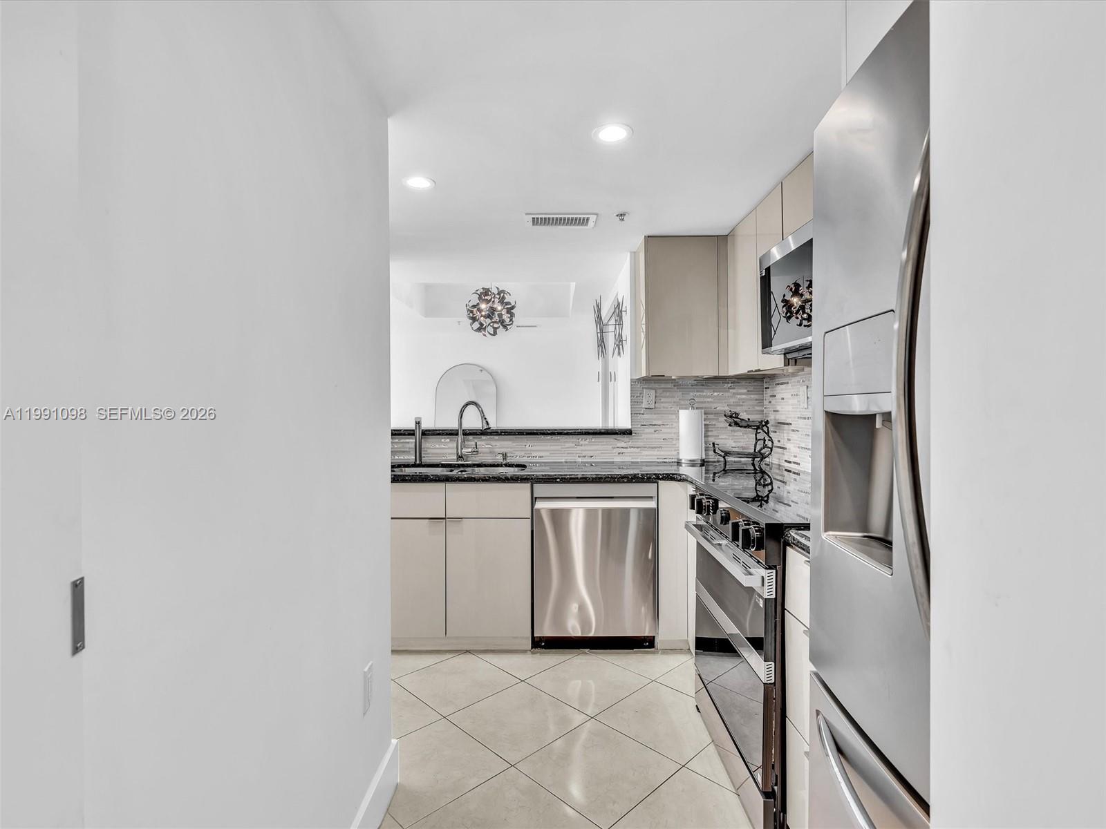 650 West Ave #1605, Miami Beach FL 33139