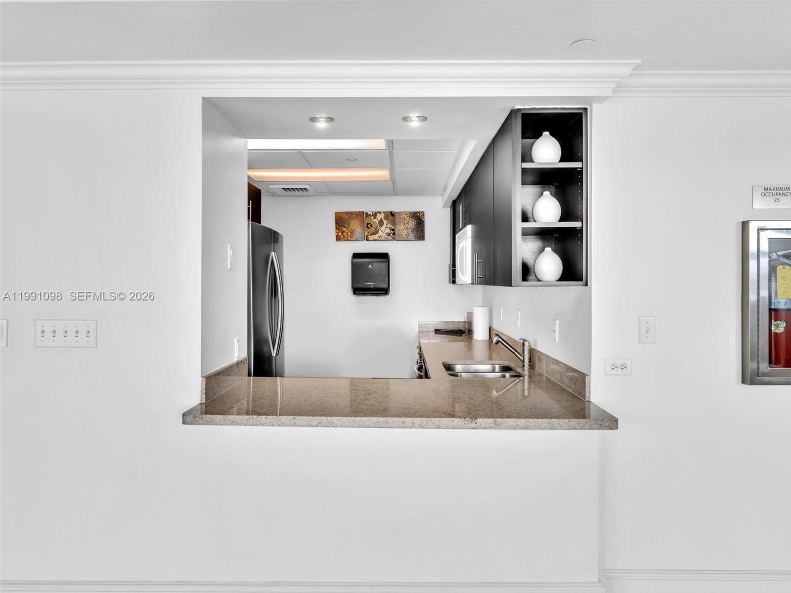 650 West Ave #1605, Miami Beach FL 33139