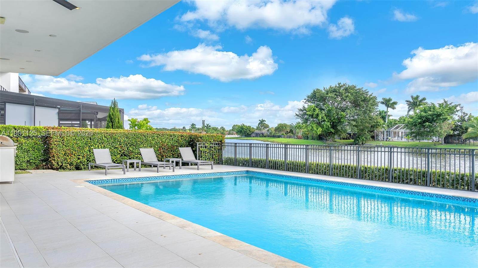 16772 Botaniko Dr S, Weston FL 33326
