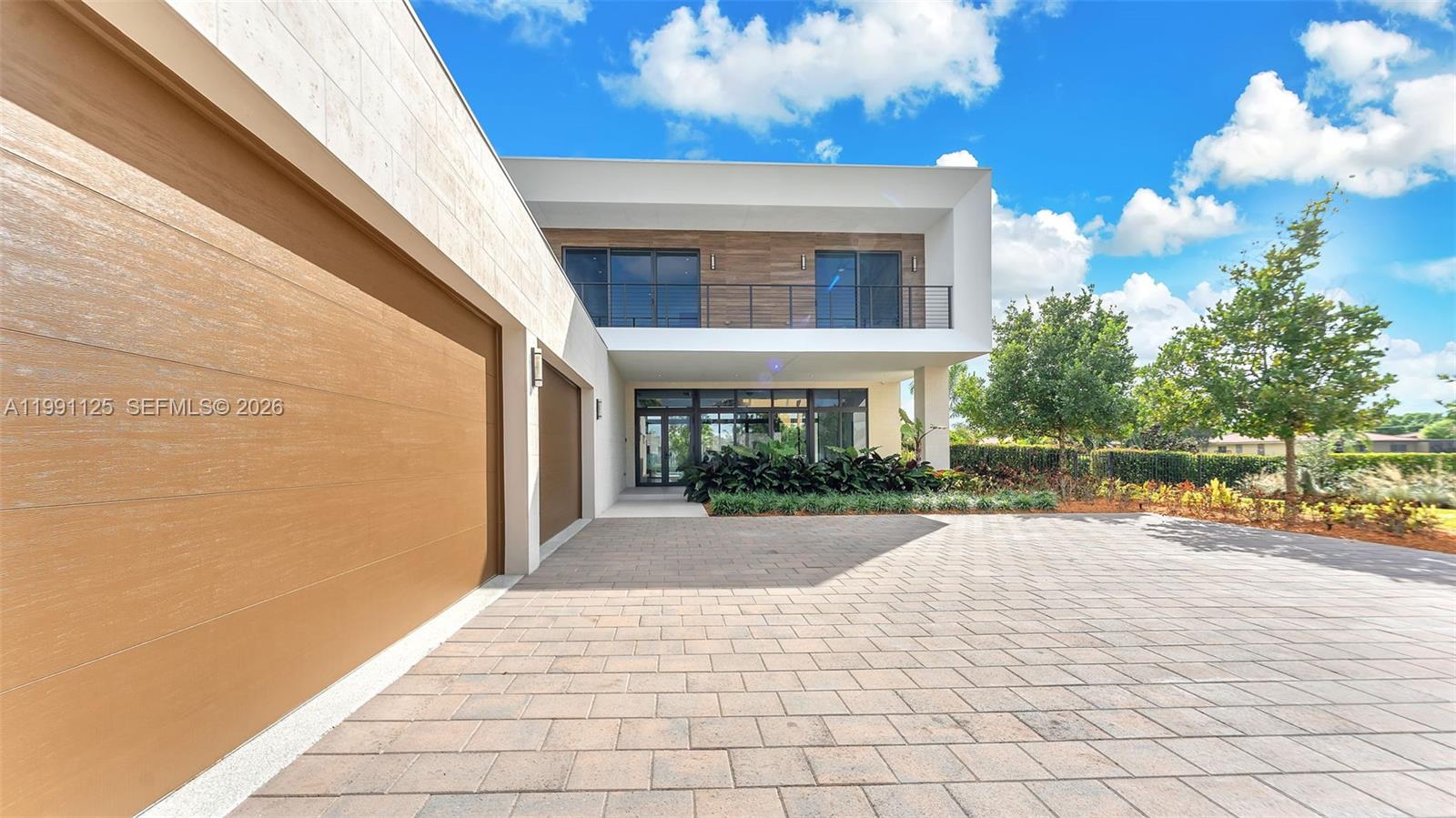 16772 Botaniko Dr S, Weston FL 33326