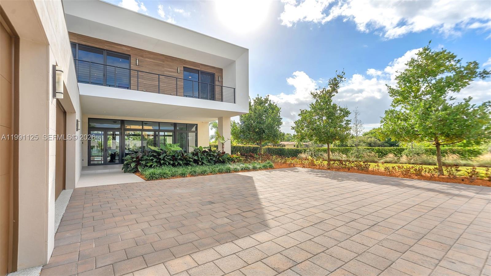 16772 Botaniko Dr S, Weston FL 33326