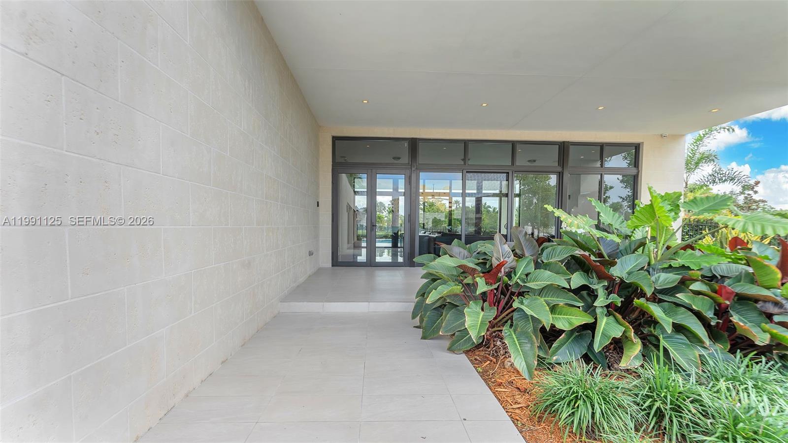 16772 Botaniko Dr S, Weston FL 33326