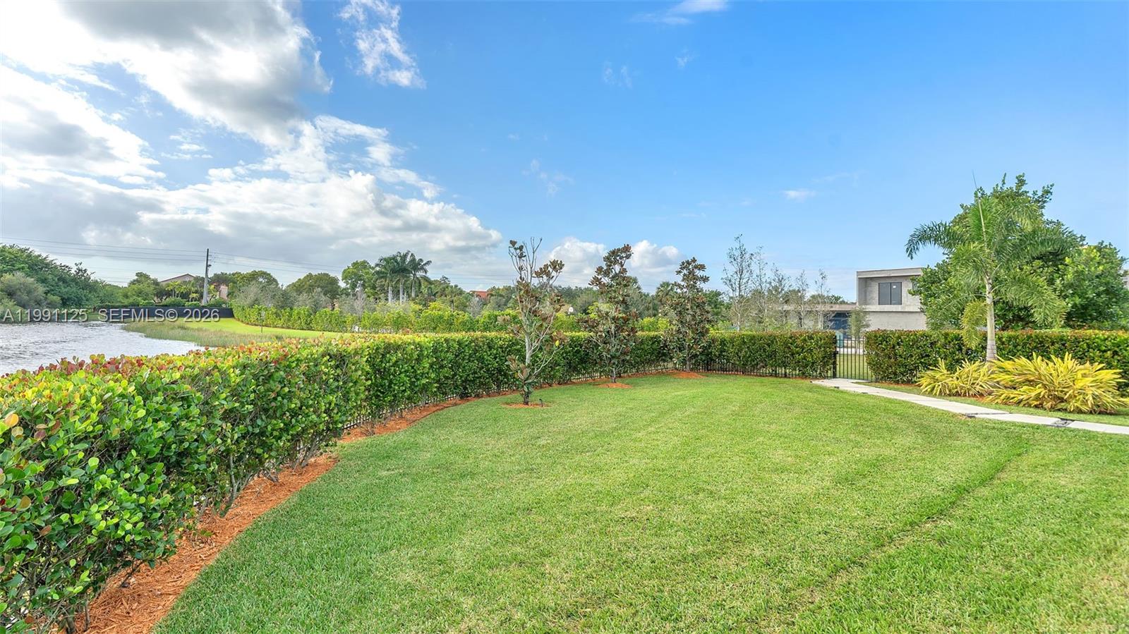 16772 Botaniko Dr S, Weston FL 33326