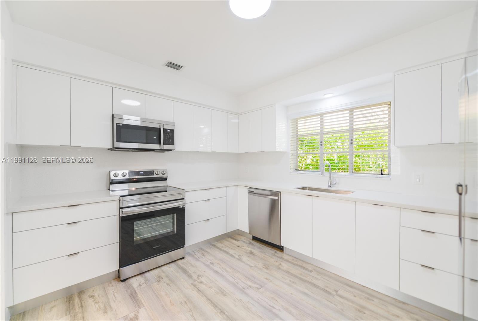 1201 Obispo Ave, Coral Gables FL 33134