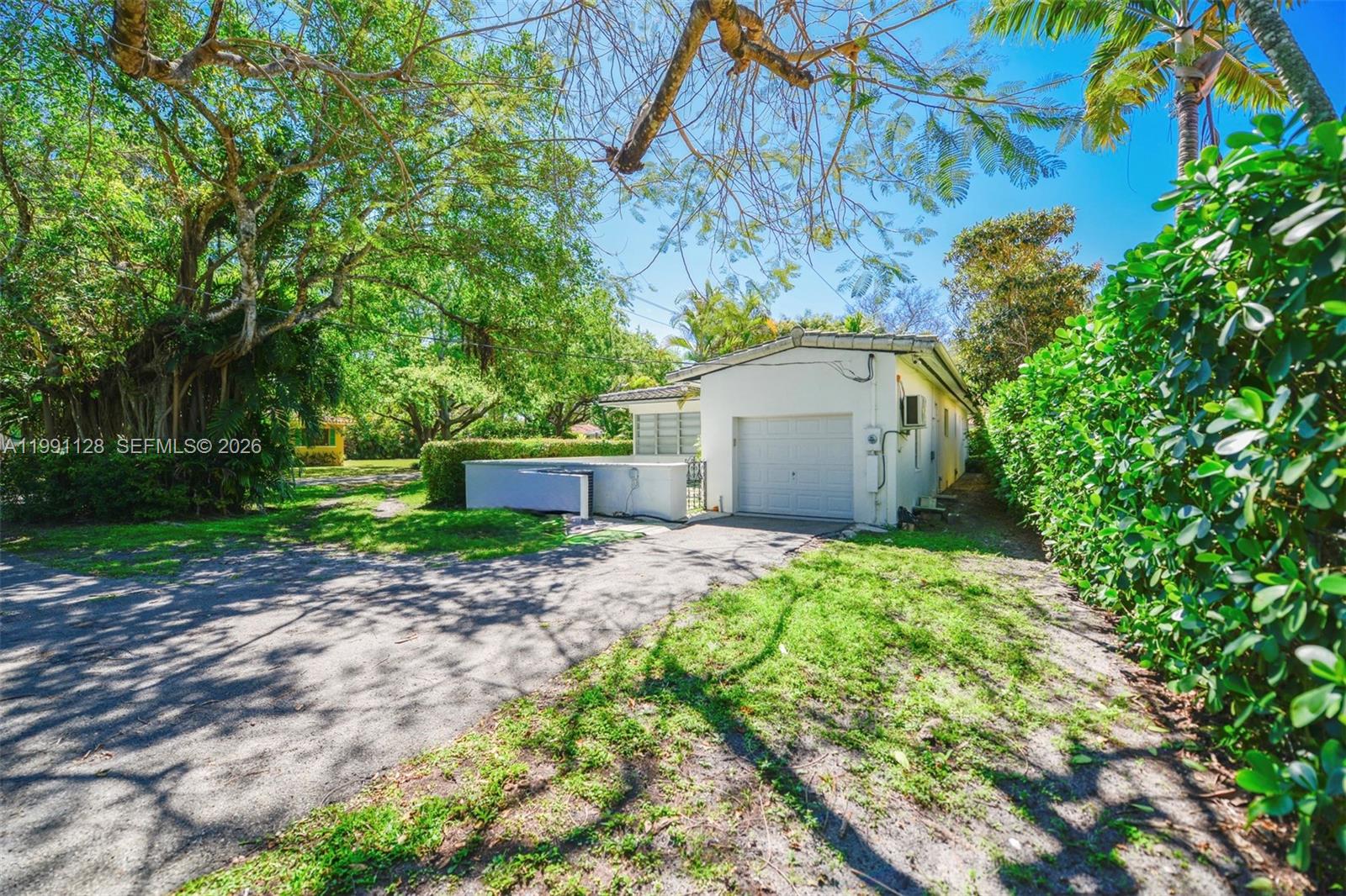 1201 Obispo Ave, Coral Gables FL 33134