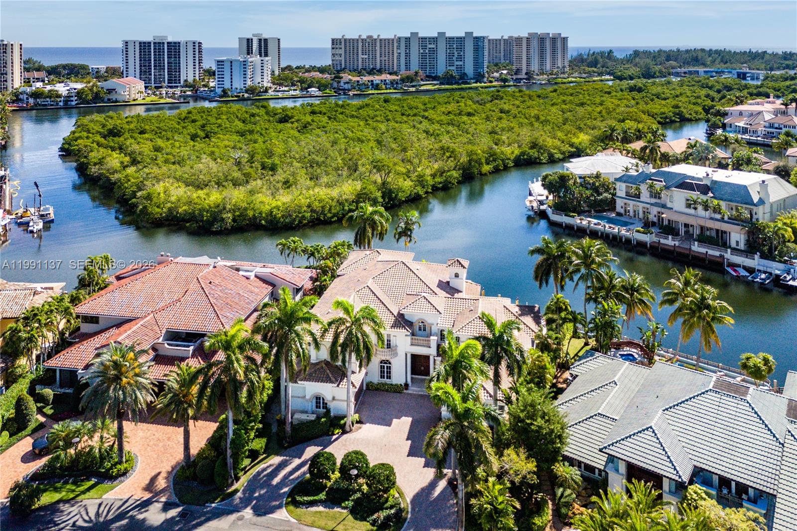 4900 Sanctuary Ln, Boca Raton FL 33431