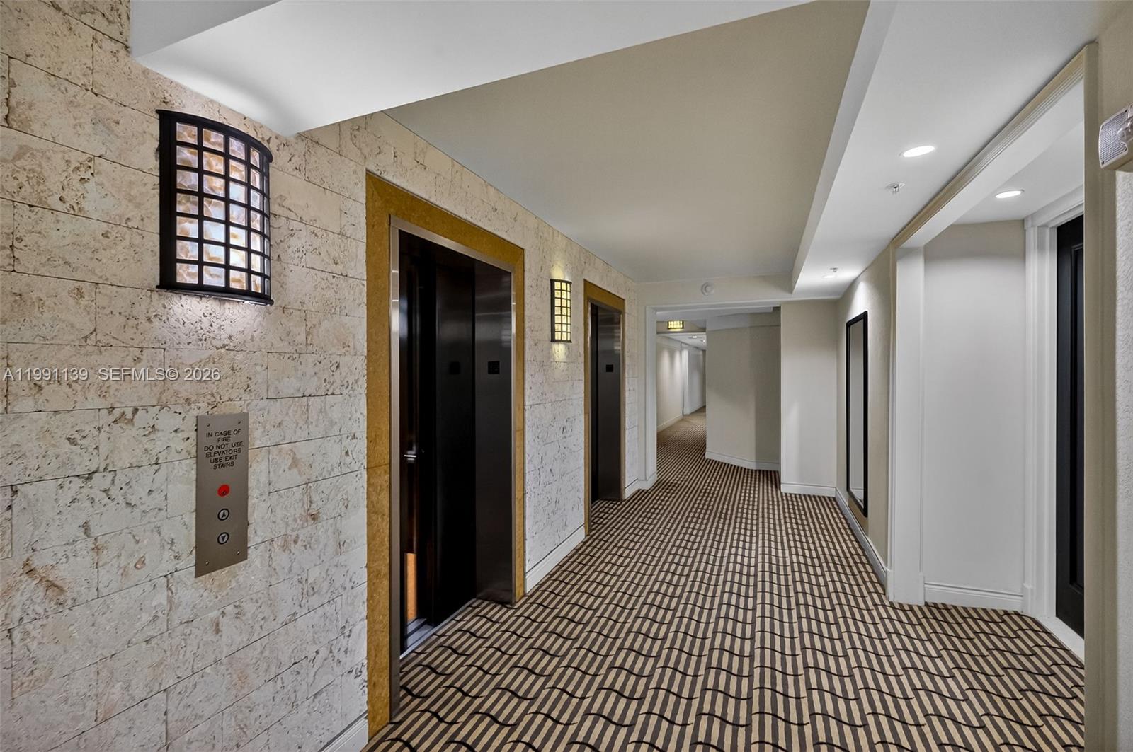 801 Brickell Key Blvd #2502, Miami FL 33131