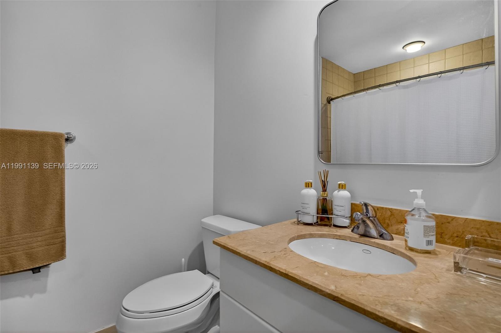 801 Brickell Key Blvd #2502, Miami FL 33131
