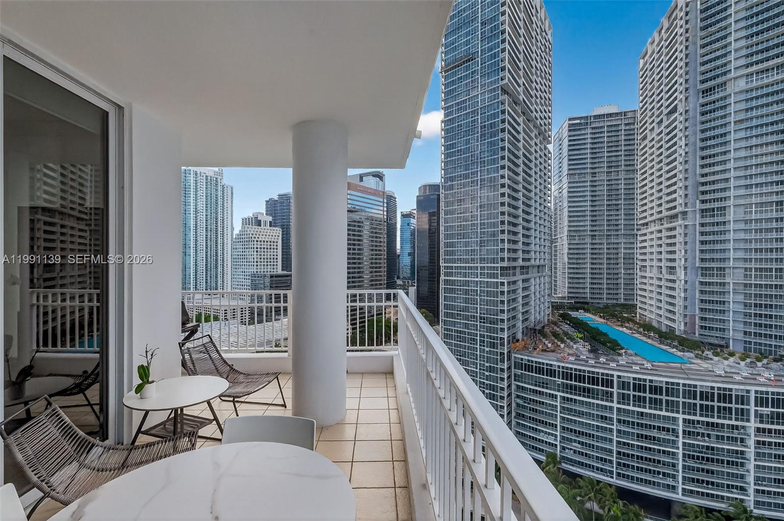 801 Brickell Key Blvd #2502, Miami FL 33131