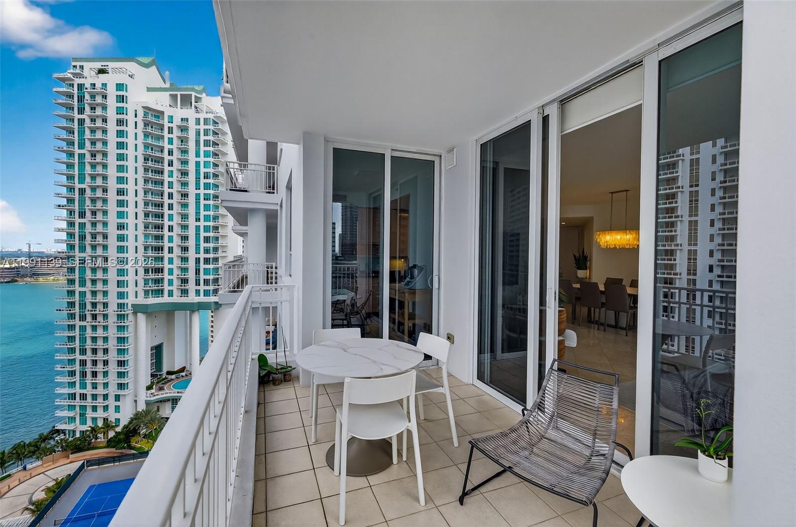 801 Brickell Key Blvd #2502, Miami FL 33131