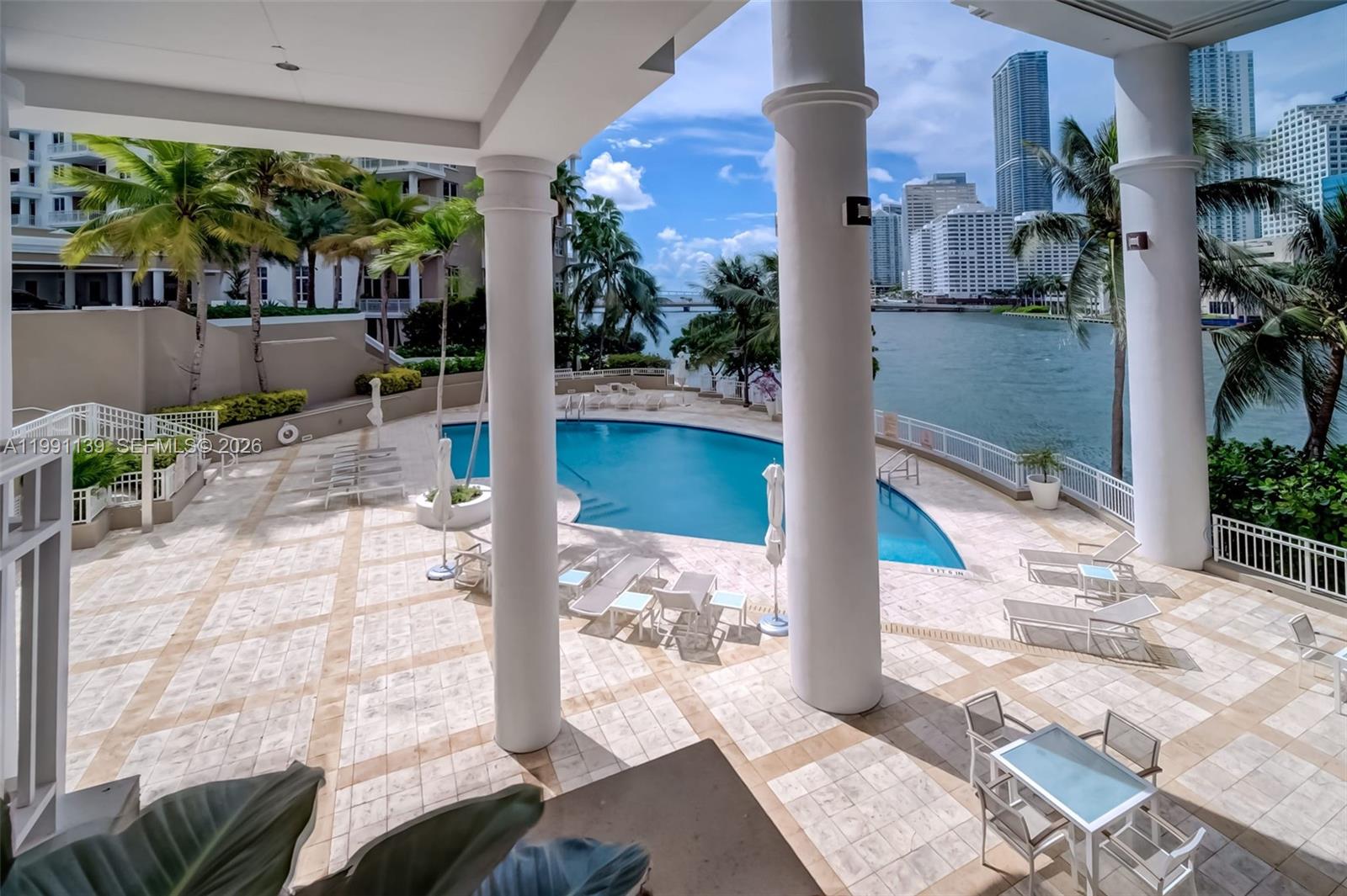 801 Brickell Key Blvd #2502, Miami FL 33131
