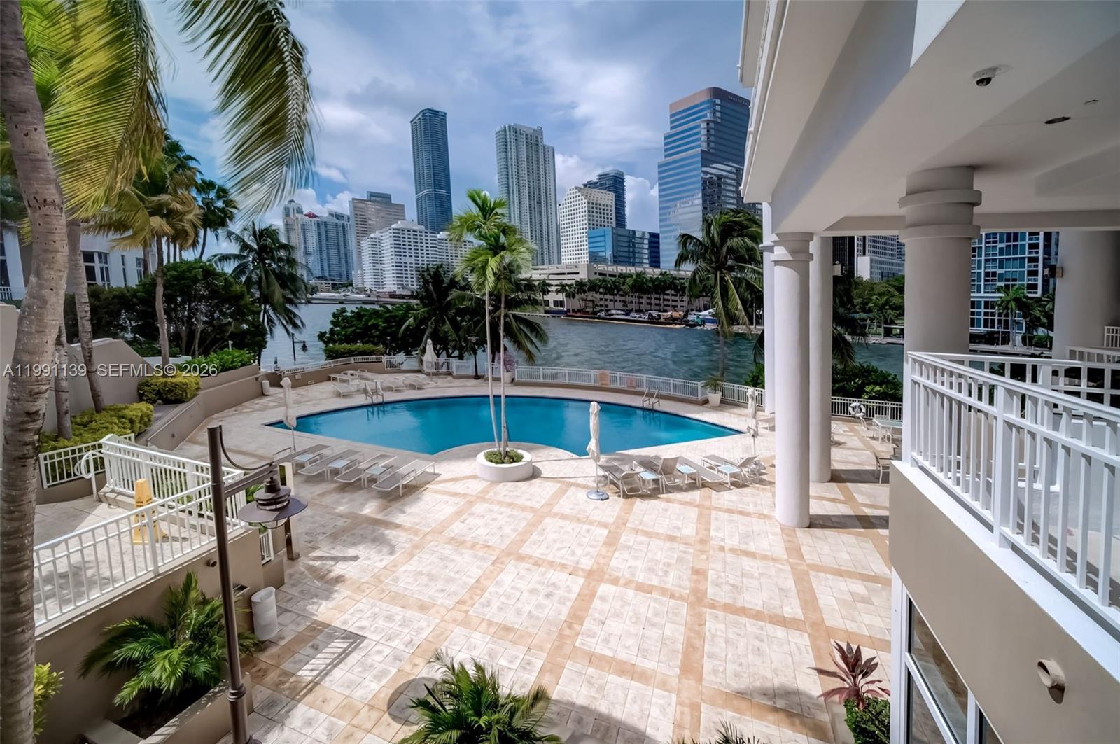 801 Brickell Key Blvd #2502, Miami FL 33131