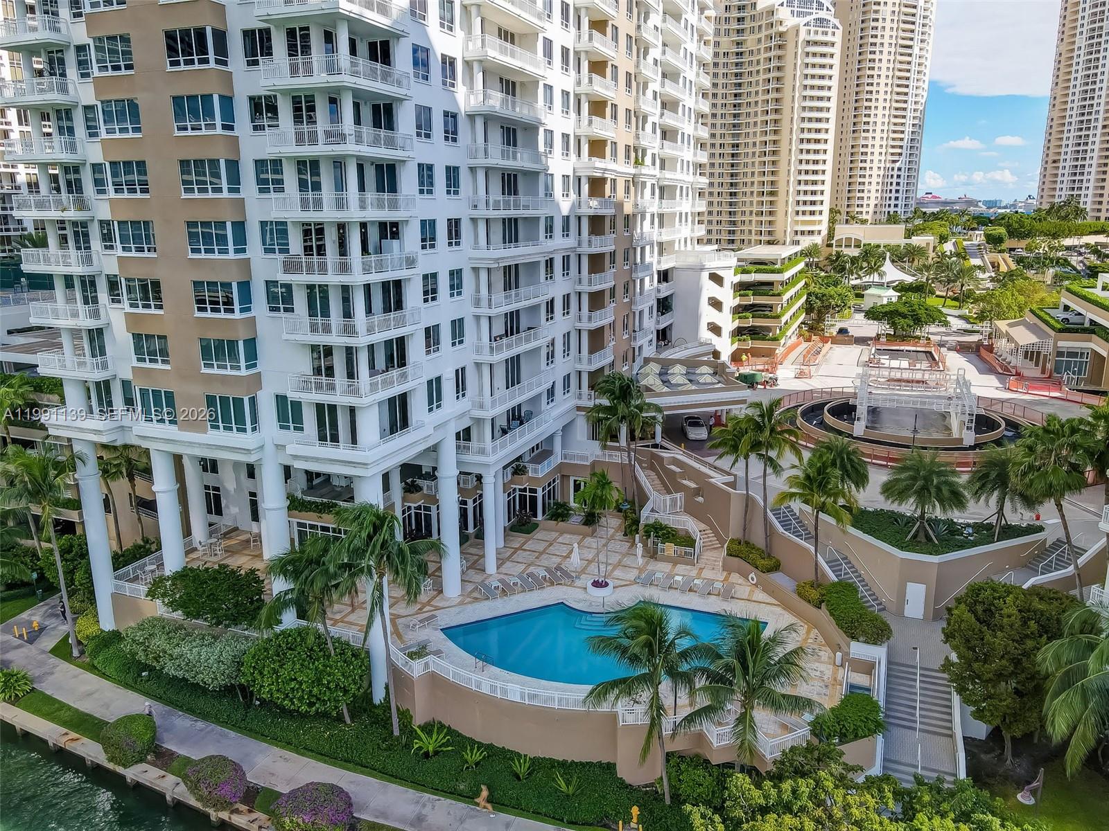 801 Brickell Key Blvd #2502, Miami FL 33131