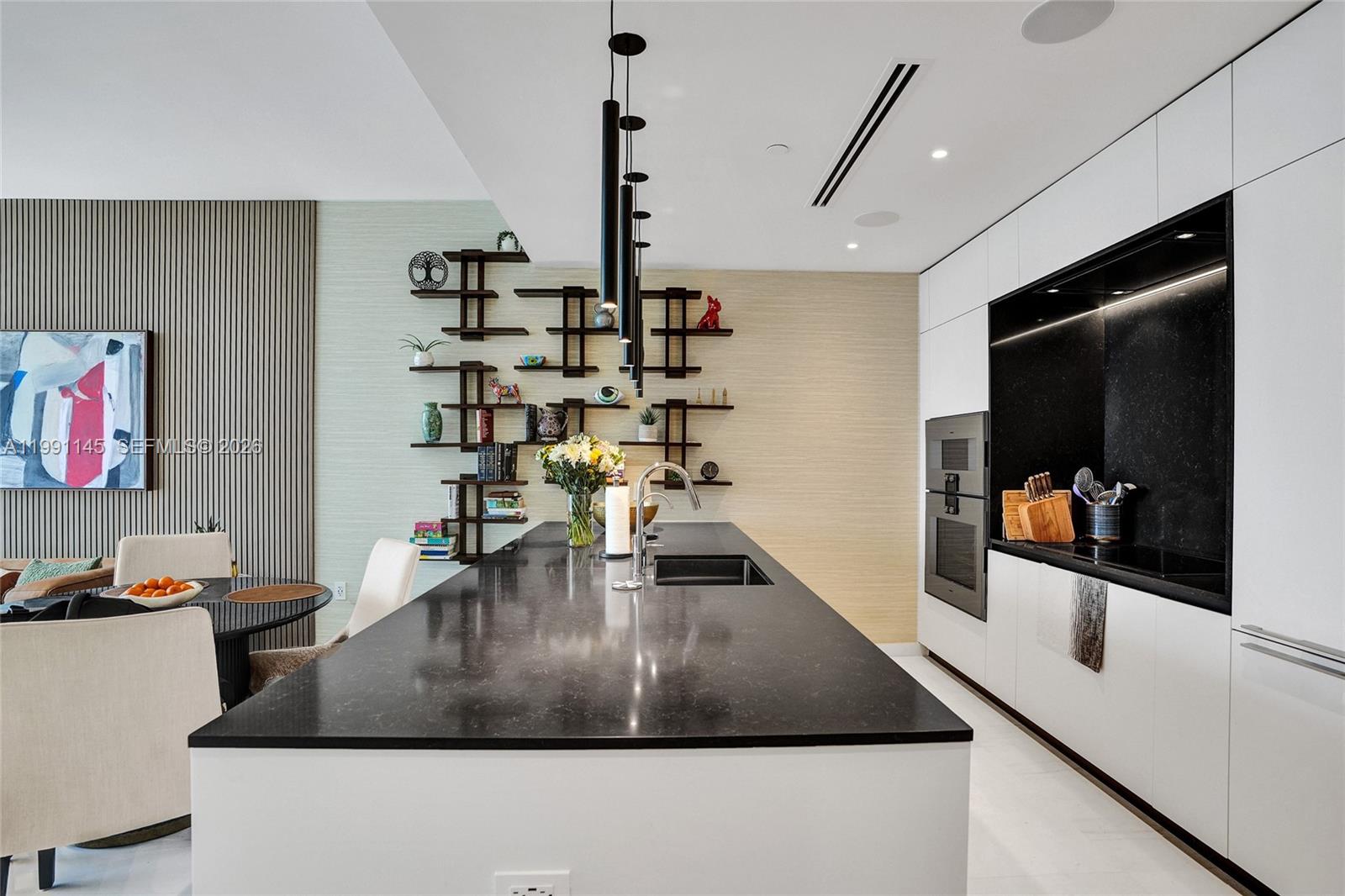 300 Biscayne Boulevard Way #2106W, Miami FL 33131