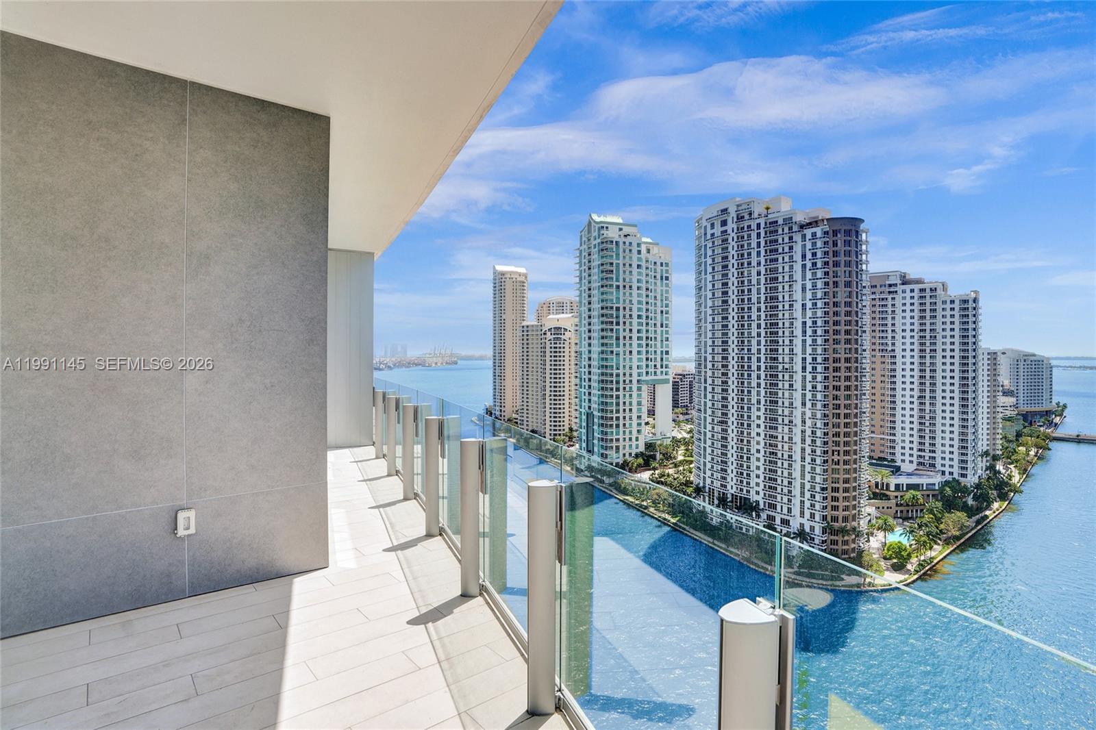 300 Biscayne Boulevard Way #2106W, Miami FL 33131