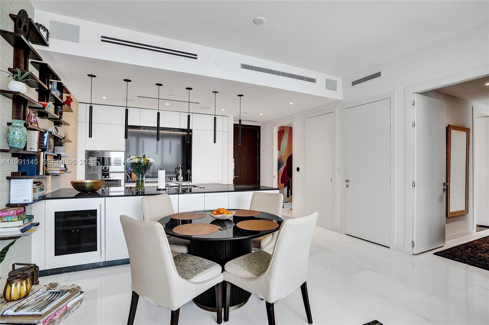 300 Biscayne Boulevard Way #2106W, Miami FL 33131