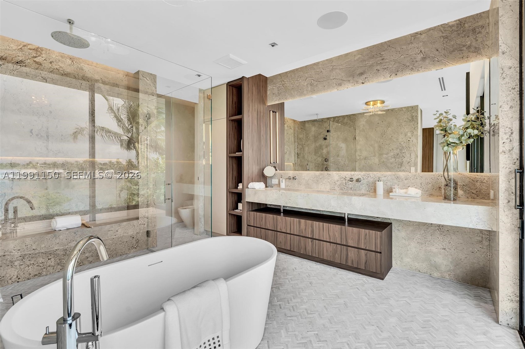 535 N Shore Dr, Miami Beach FL 33141
