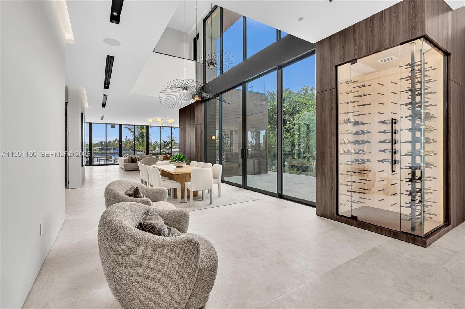 535 N Shore Dr, Miami Beach FL 33141