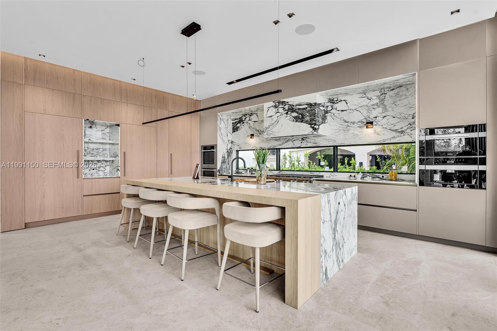 535 N Shore Dr, Miami Beach FL 33141