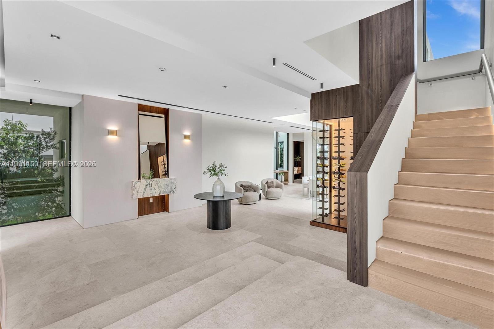 535 N Shore Dr, Miami Beach FL 33141