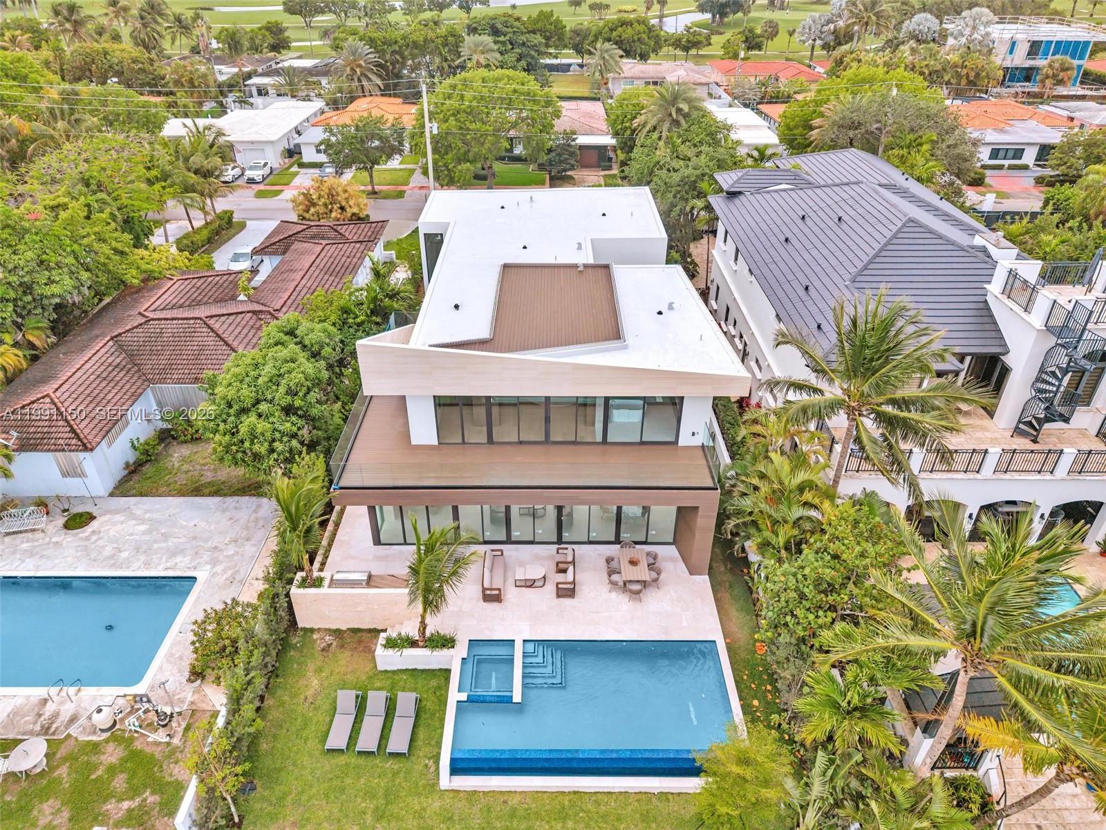 535 N Shore Dr, Miami Beach FL 33141