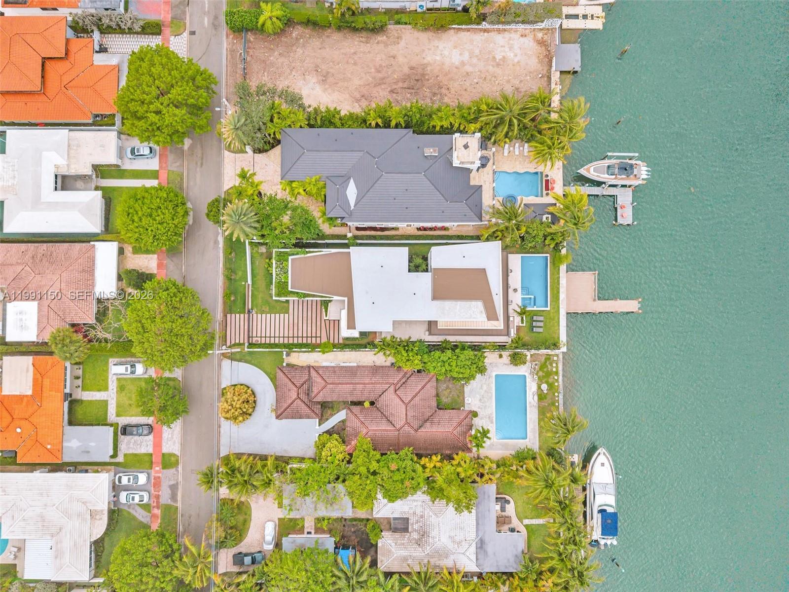535 N Shore Dr, Miami Beach FL 33141
